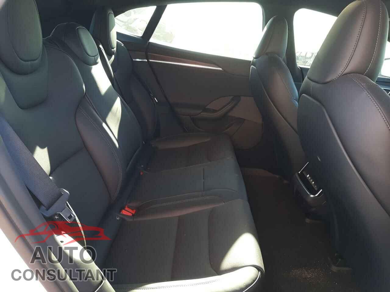 TESLA MODEL S 2022 - 5YJSA1E58NF470995