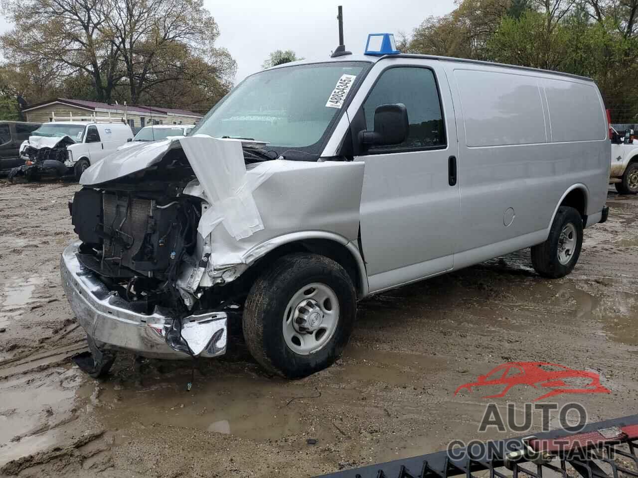 CHEVROLET EXPRESS 2018 - 1GCWGAFG2J1338480
