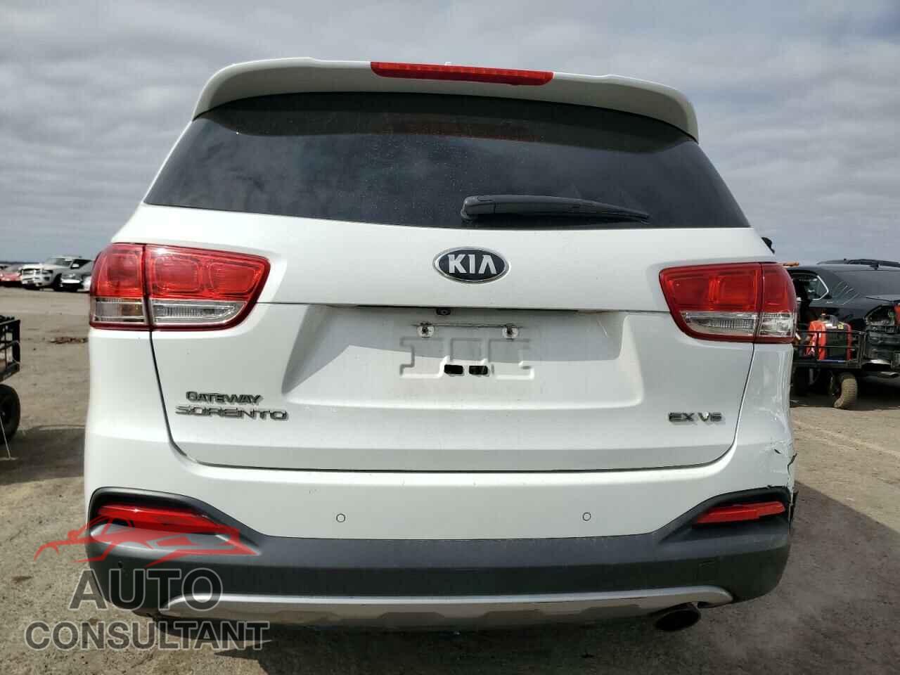 KIA SORENTO 2017 - 5XYPHDA5XHG201970