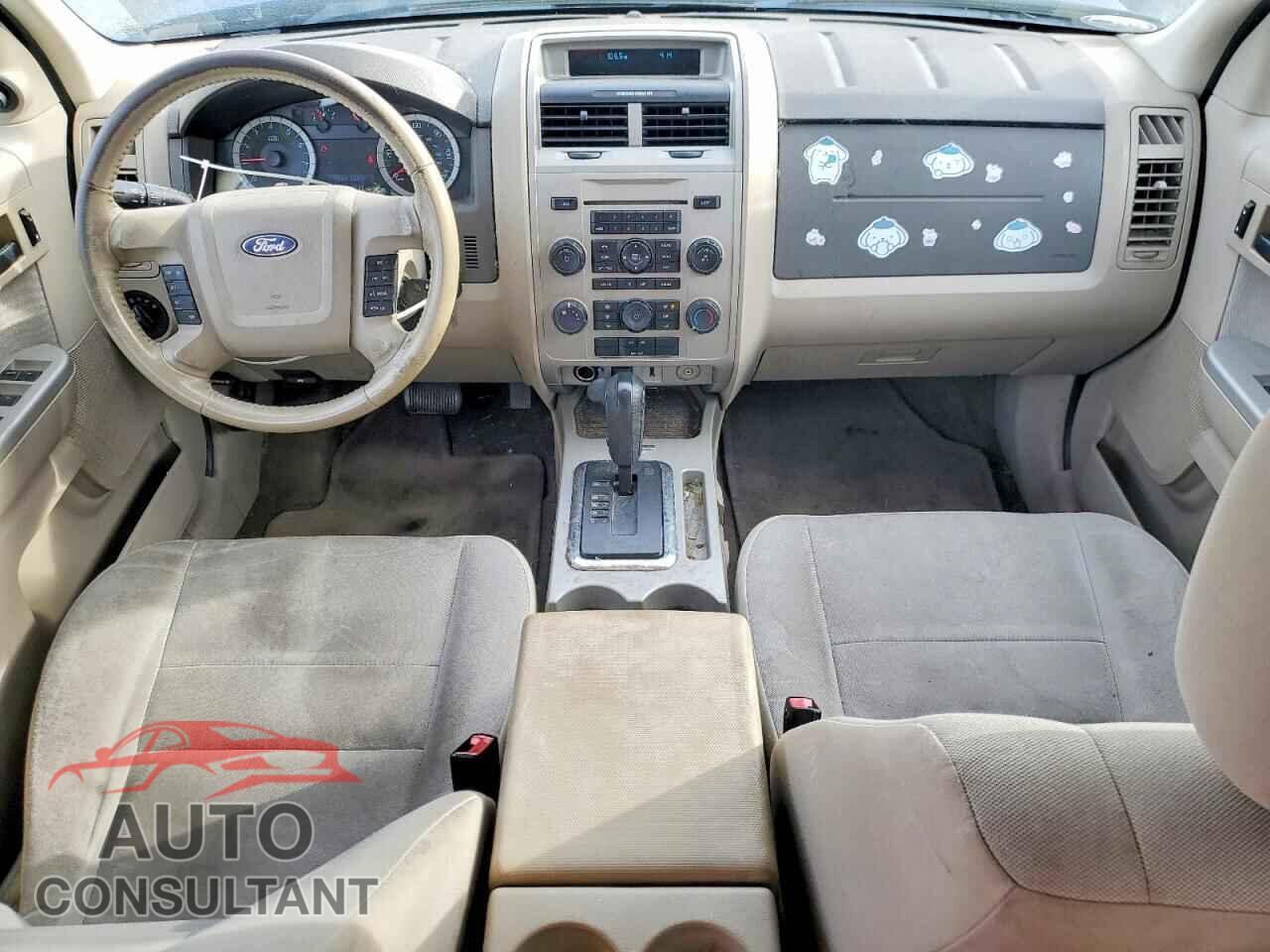 FORD ESCAPE 2011 - 1FMCU9D72BKB08717