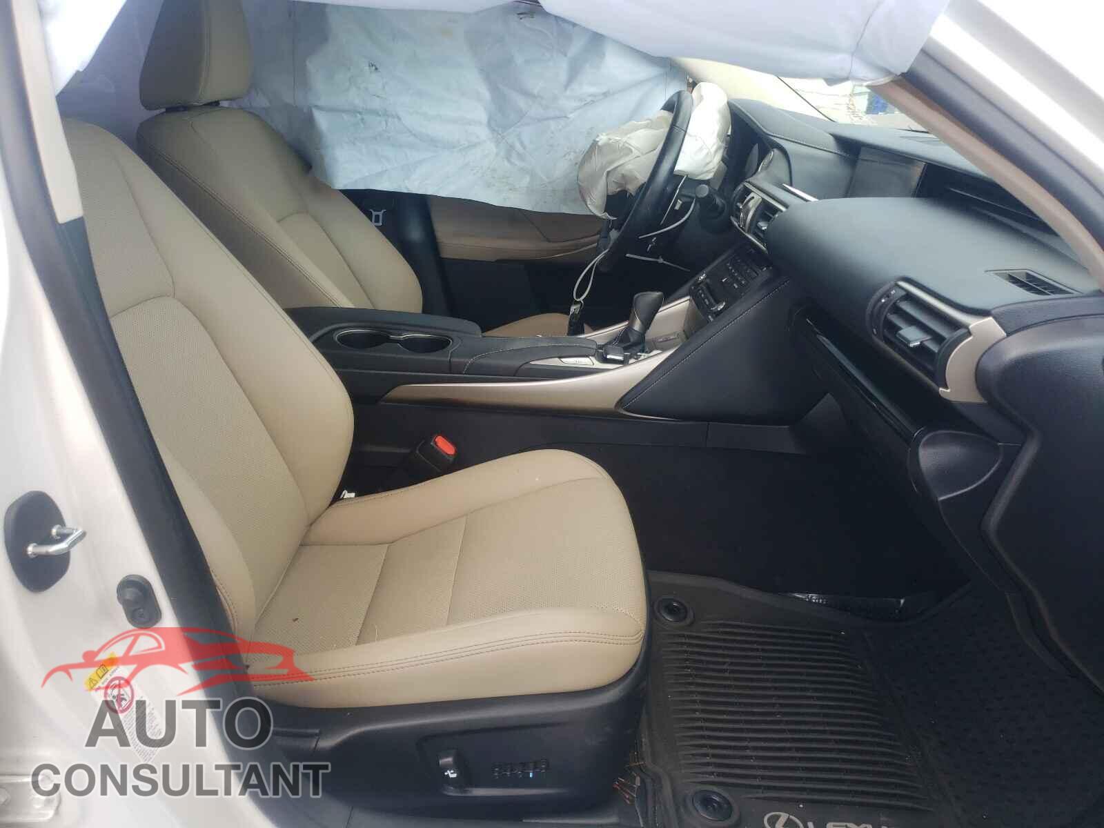 LEXUS IS 2017 - JTHCM1D28H5022943