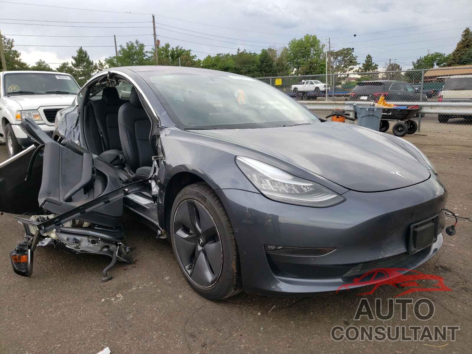 TESLA MODEL 3 2018 - 5YJ3E1EAXJF016537