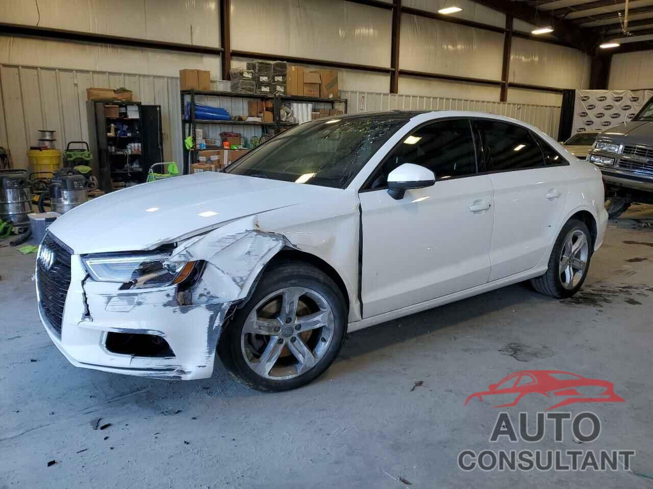 AUDI A3 2018 - WAUAUGFF9J1049980