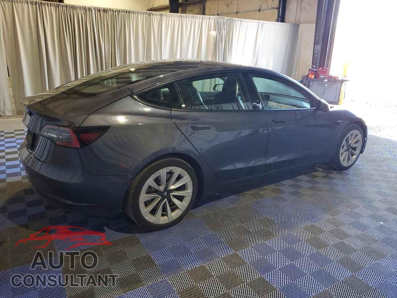 TESLA MODEL 3 2022 - 5YJ3E1EA9NF304541