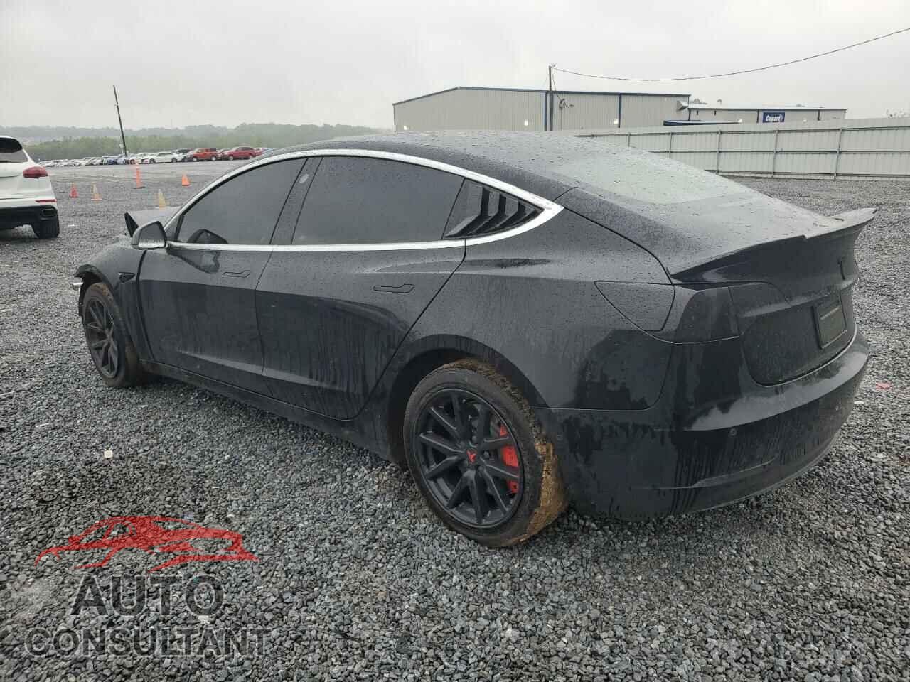 TESLA MODEL 3 2018 - 5YJ3E1EA5JF155281