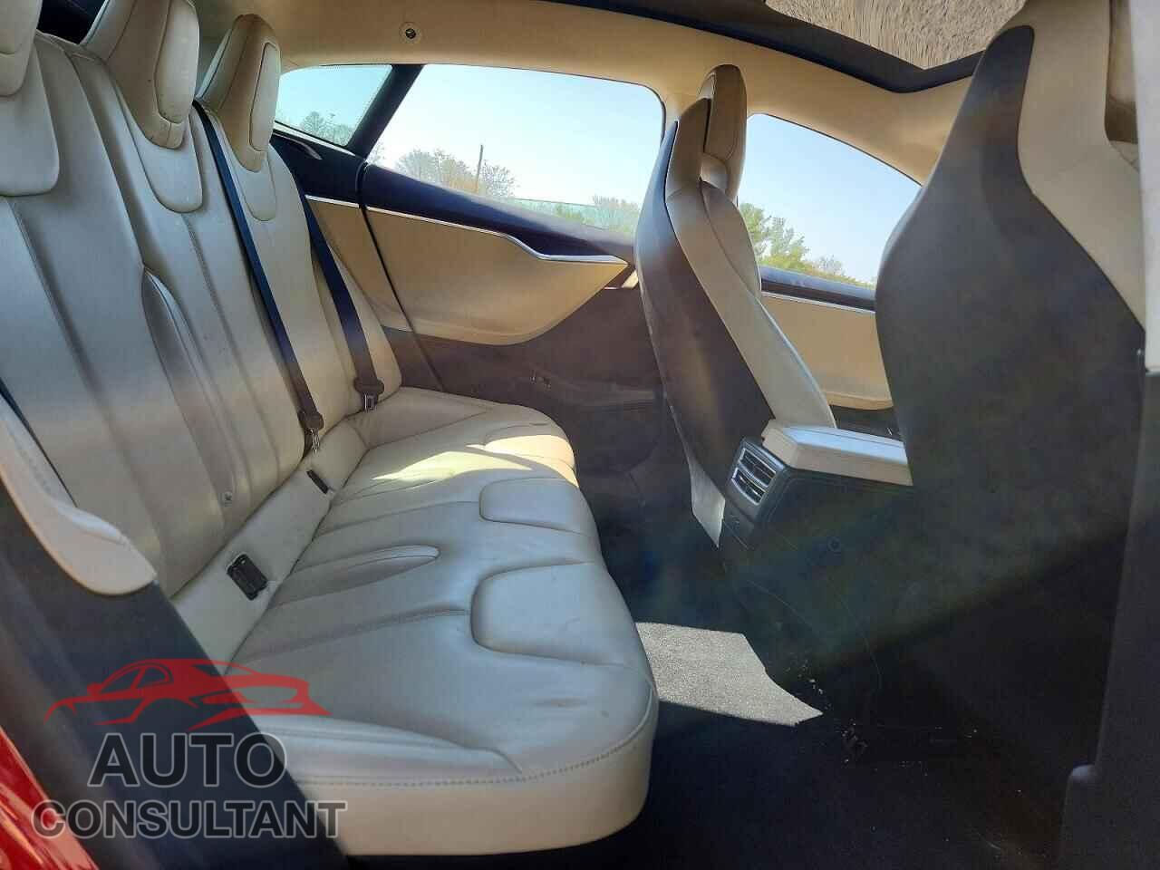 TESLA MODEL S 2017 - 5YJSA1E2XHF198587
