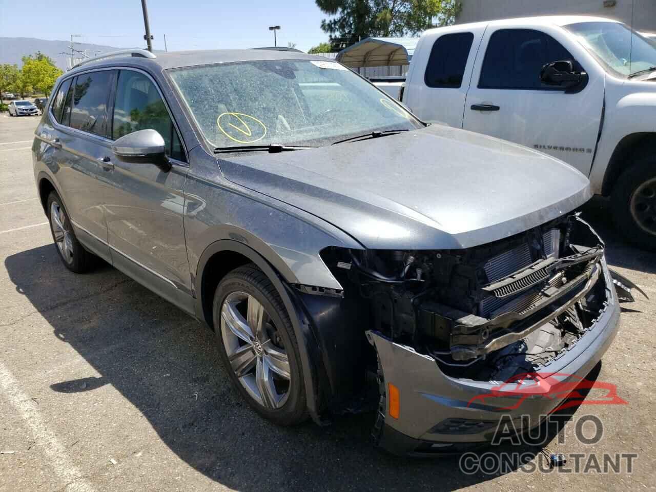 VOLKSWAGEN TIGUAN 2018 - 3VV5B7AX5JM000516