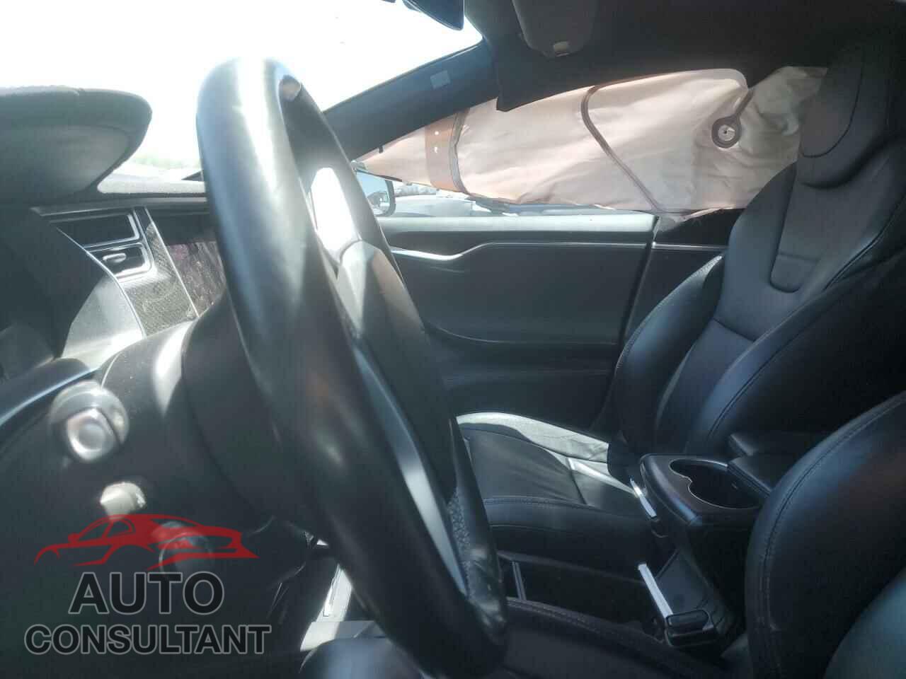 TESLA MODEL S 2017 - 5YJSA1E26HF190759