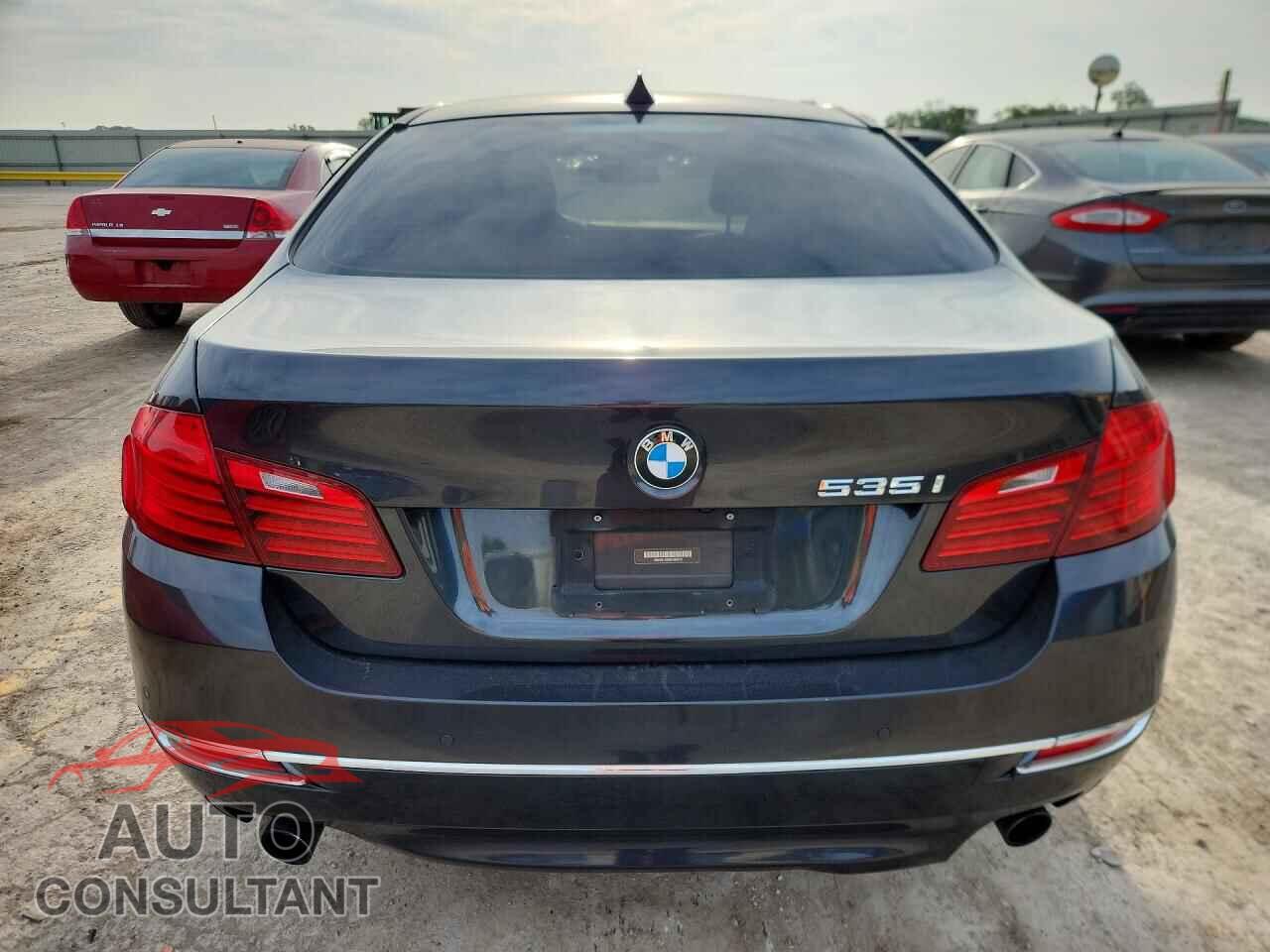 BMW 5 SERIES 2014 - WBA5B1C50ED480972