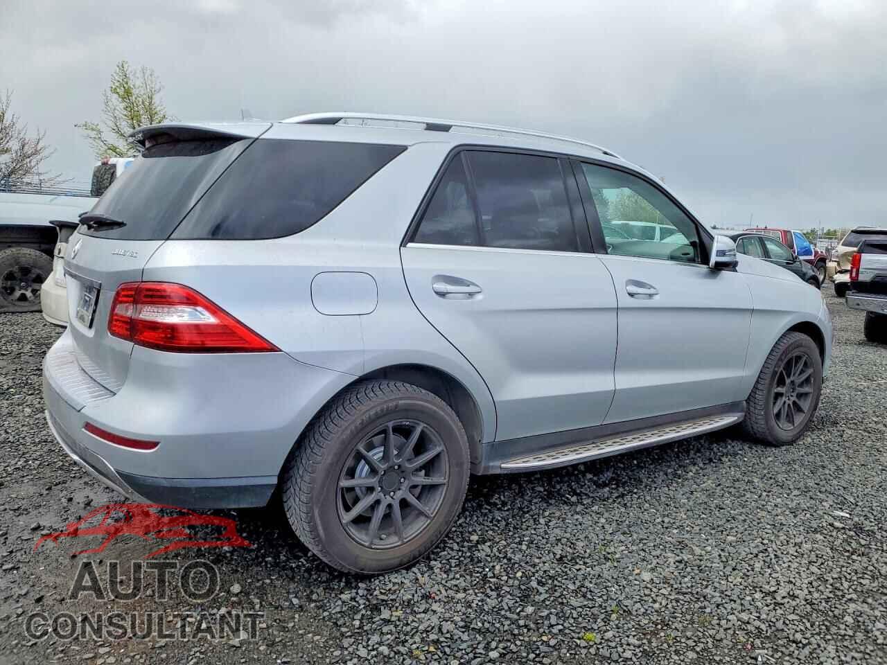 MERCEDES-BENZ M-CLASS 2014 - 4JGDA2EB4EA355156