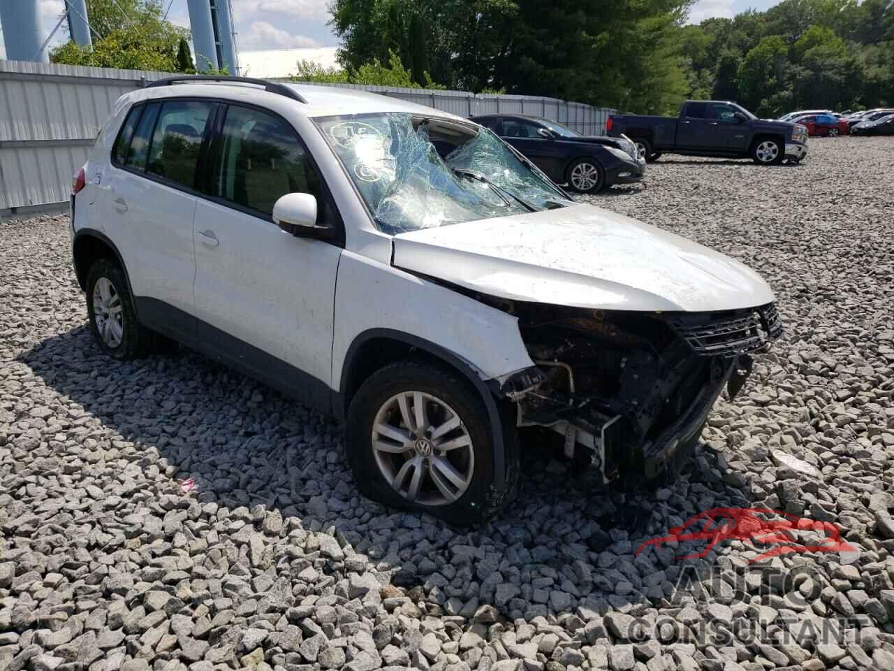 VOLKSWAGEN TIGUAN 2017 - WVGBV7AXXHK038166