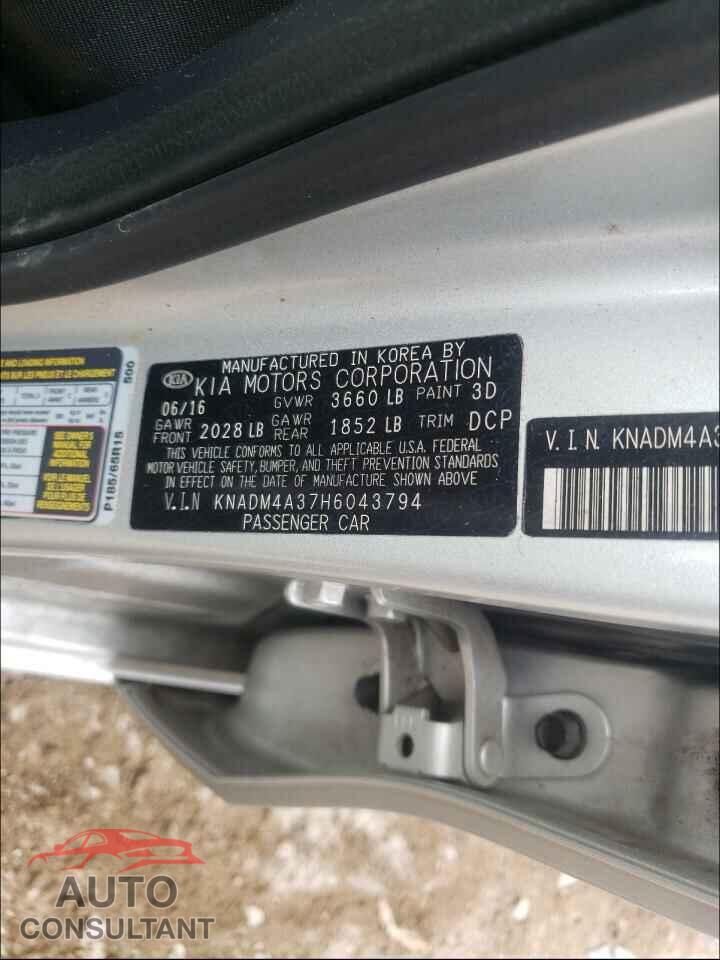 KIA RIO 2017 - KNADM4A37H6043794