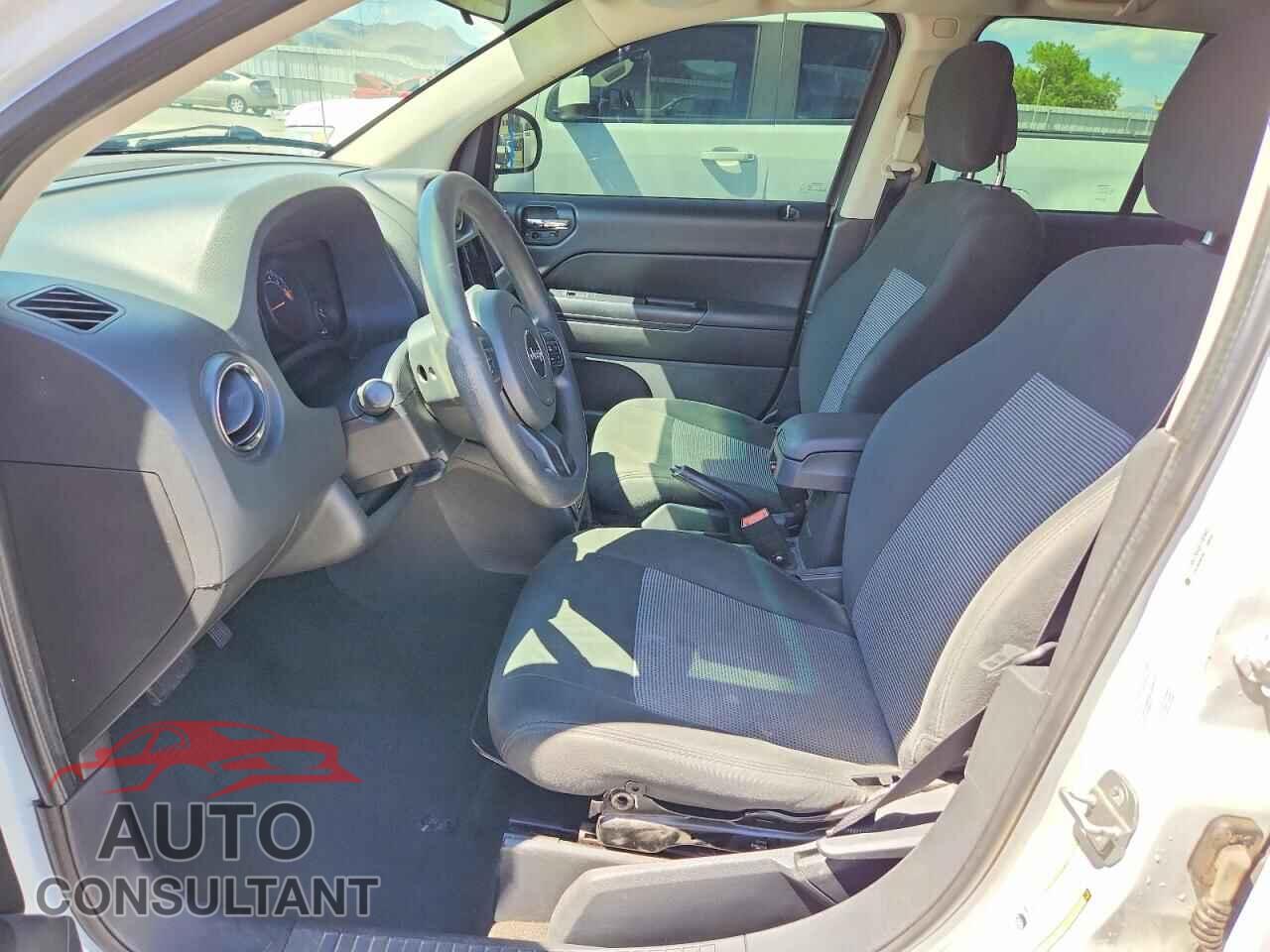 JEEP COMPASS 2014 - 1C4NJCBA0ED595085