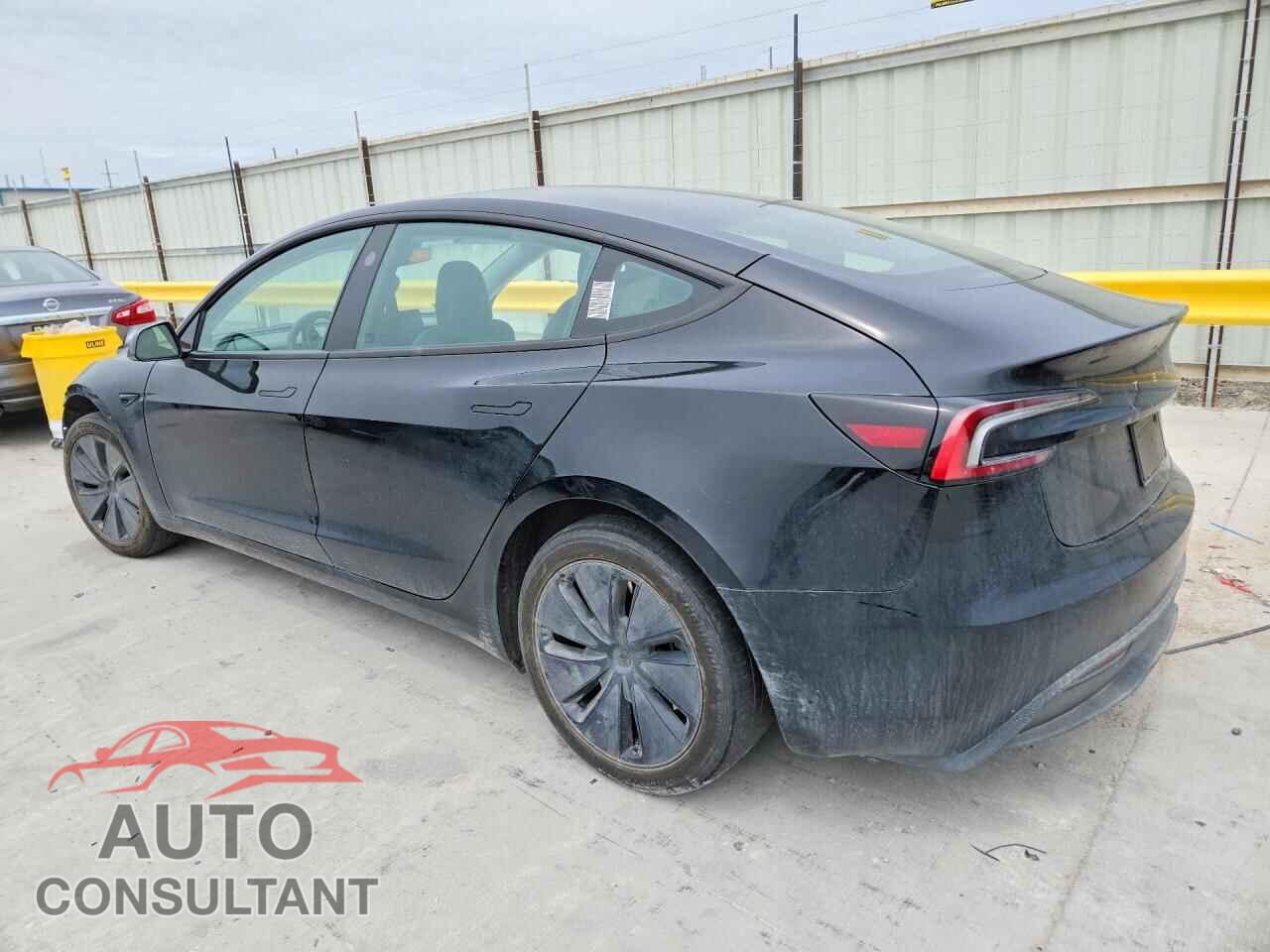 TESLA MODEL 3 2024 - 5YJ3E1EA0RF724520