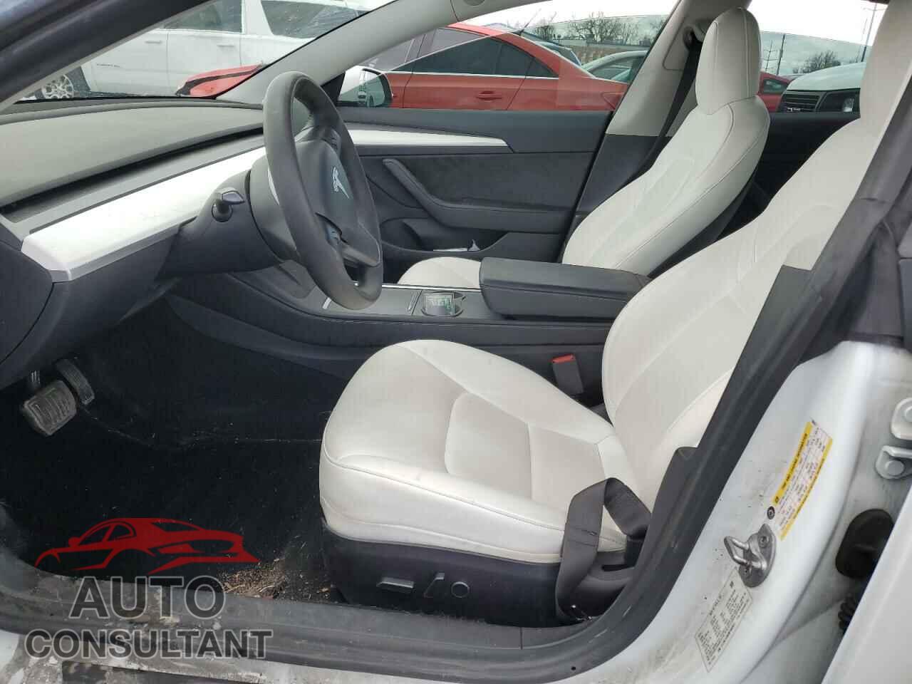 TESLA MODEL 3 2021 - 5YJ3E1EB5MF960551