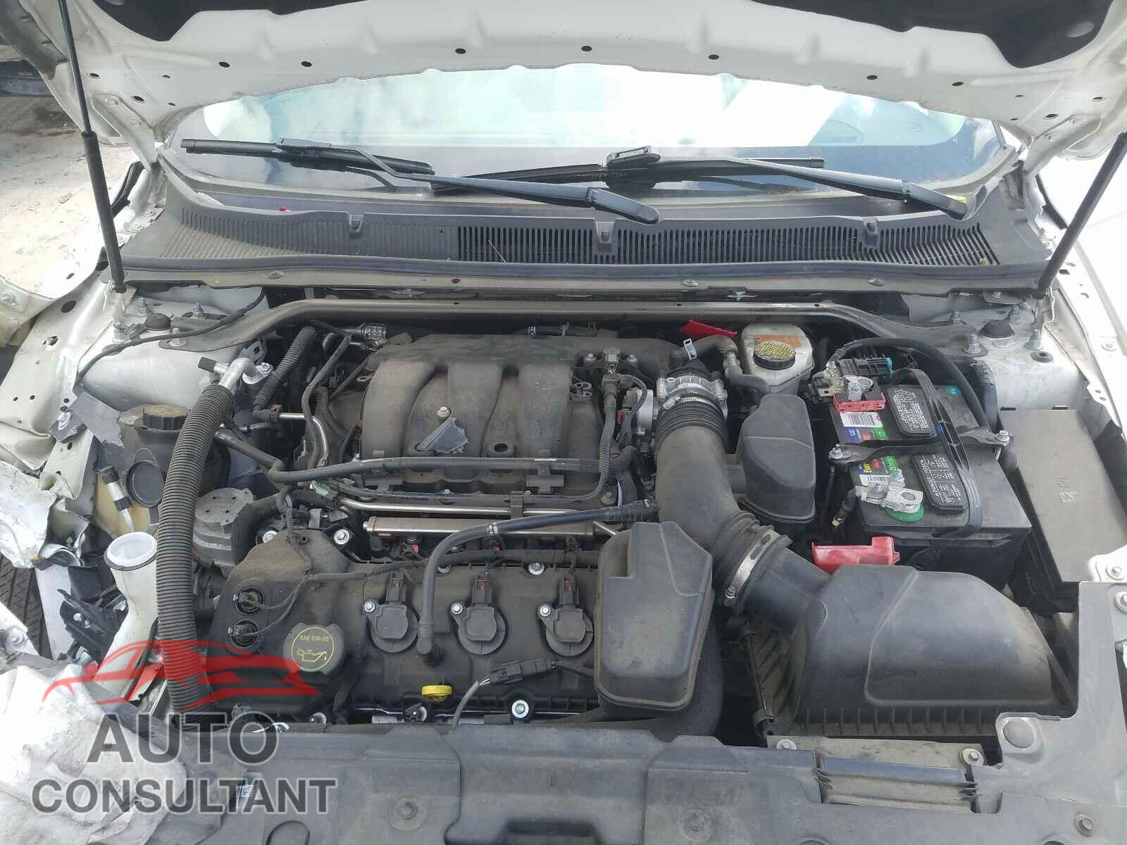 FORD TAURUS 2016 - 1FAHP2D89GG109879