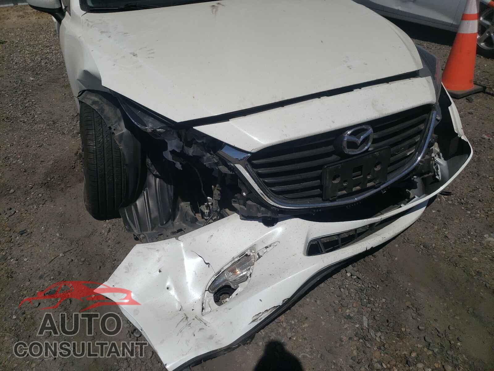 MAZDA 3 2017 - 3MZBN1U75HM141594