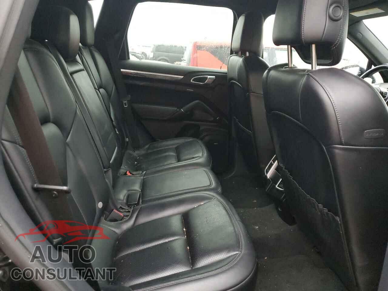 PORSCHE CAYENNE 2017 - WP1AA2A25HKA87552