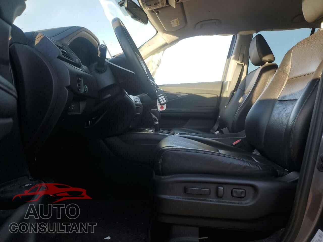 HONDA RIDGELINE 2017 - 5FPYK2F66HB007625