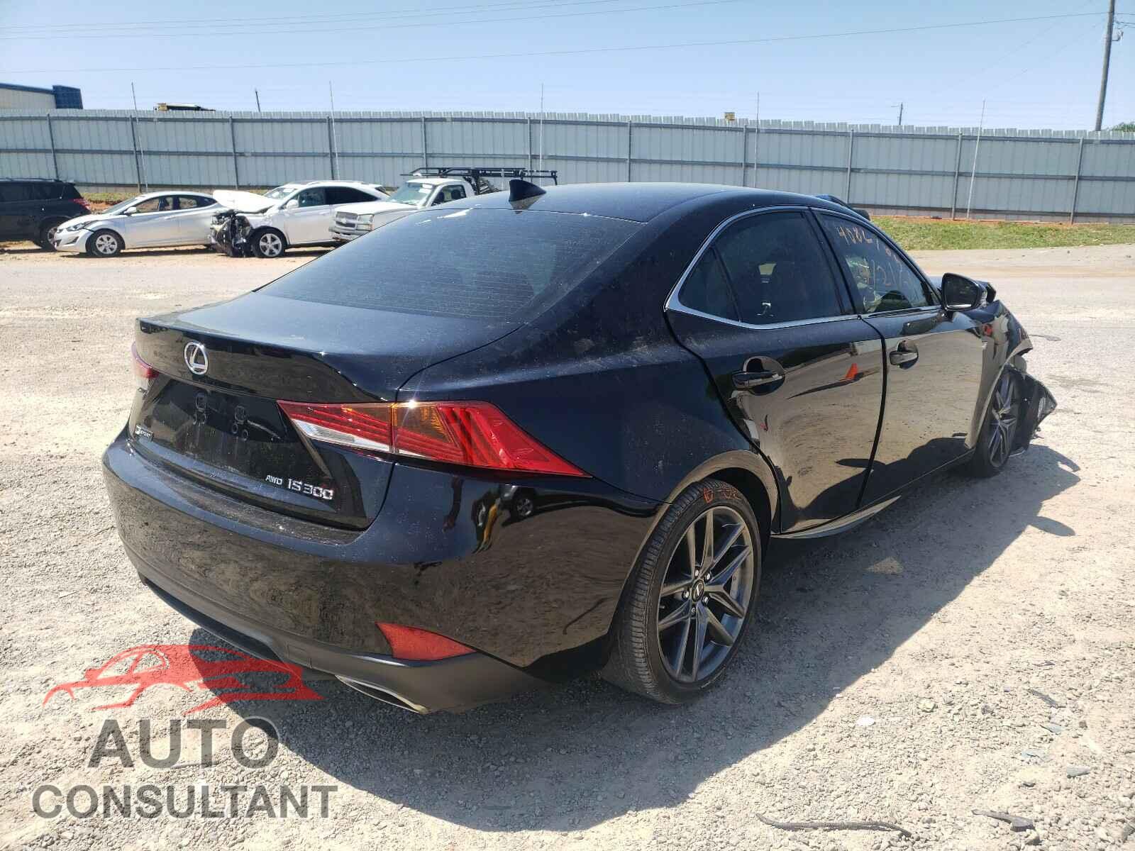 LEXUS IS 2018 - JTHC81D28J5028817