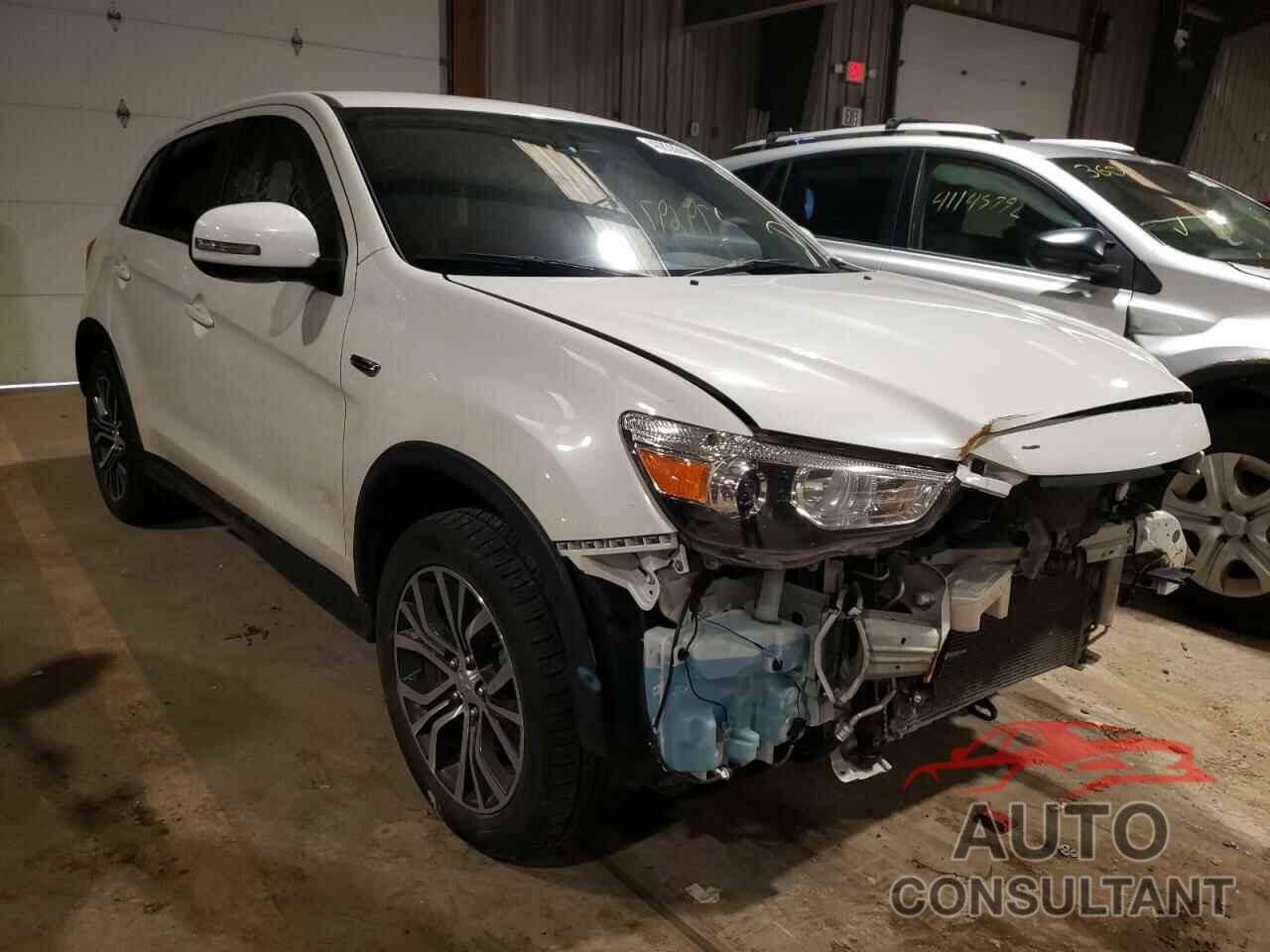 MITSUBISHI OUTLANDER 2018 - JA4AR3AU4JU022729