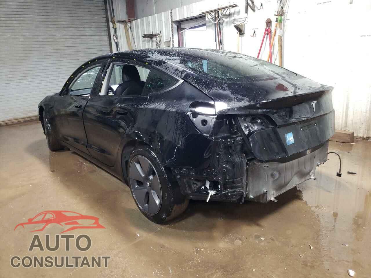 TESLA MODEL 3 2021 - 5YJ3E1EA2MF996303