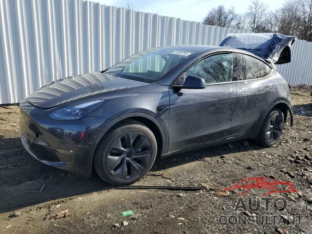 TESLA MODEL Y 2025 - 7SAYGDEE9SF224241
