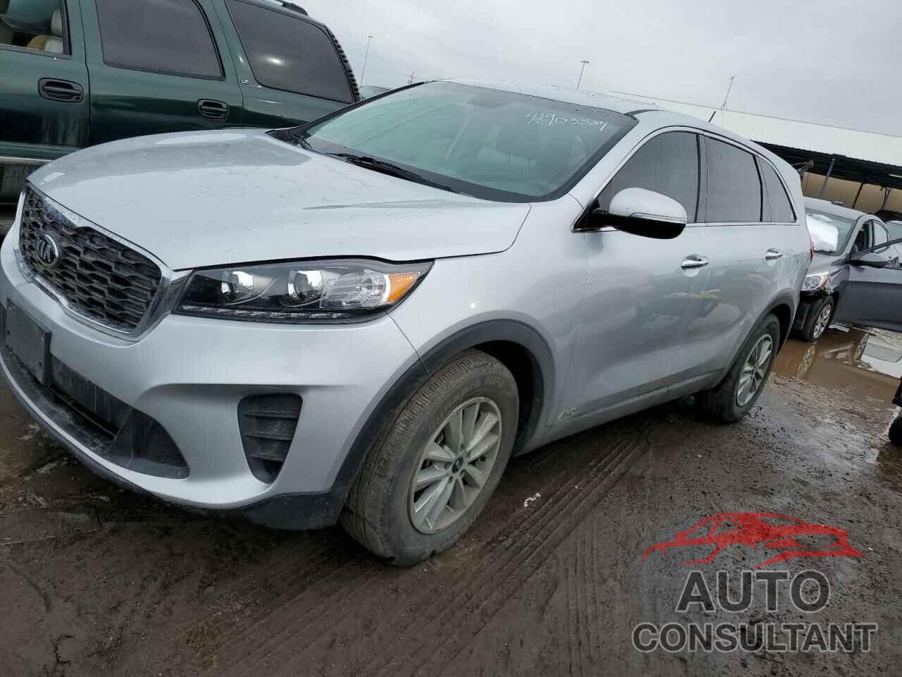 KIA SORENTO 2019 - 5XYPGDA51KG555256