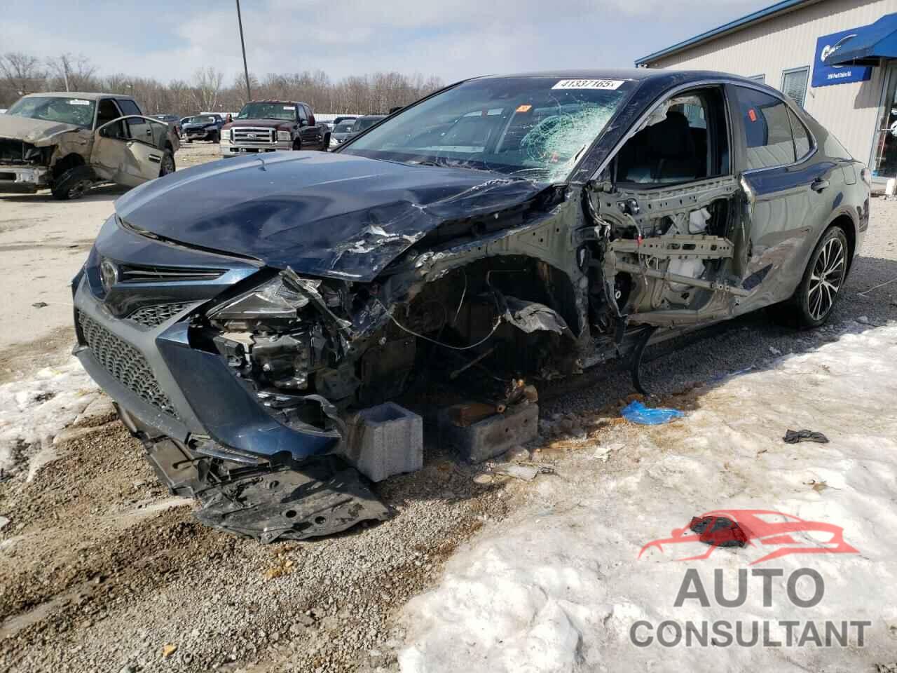 TOYOTA CAMRY 2018 - 4T1B11HK2JU599944