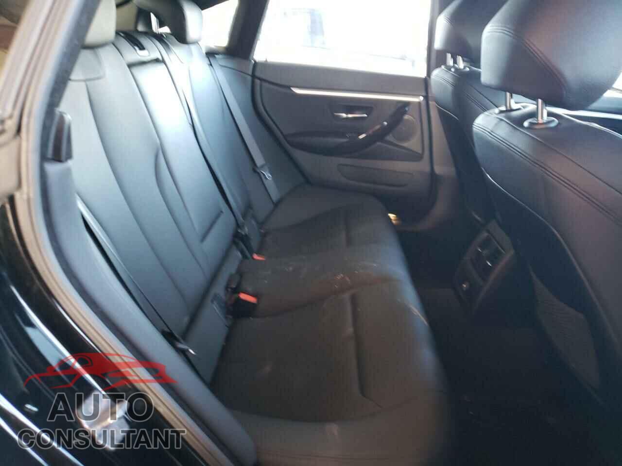 BMW 4 SERIES 2018 - WBA4J3C59JBB97652