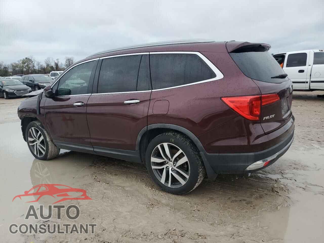 HONDA PILOT 2017 - 5FNYF5H92HB029871