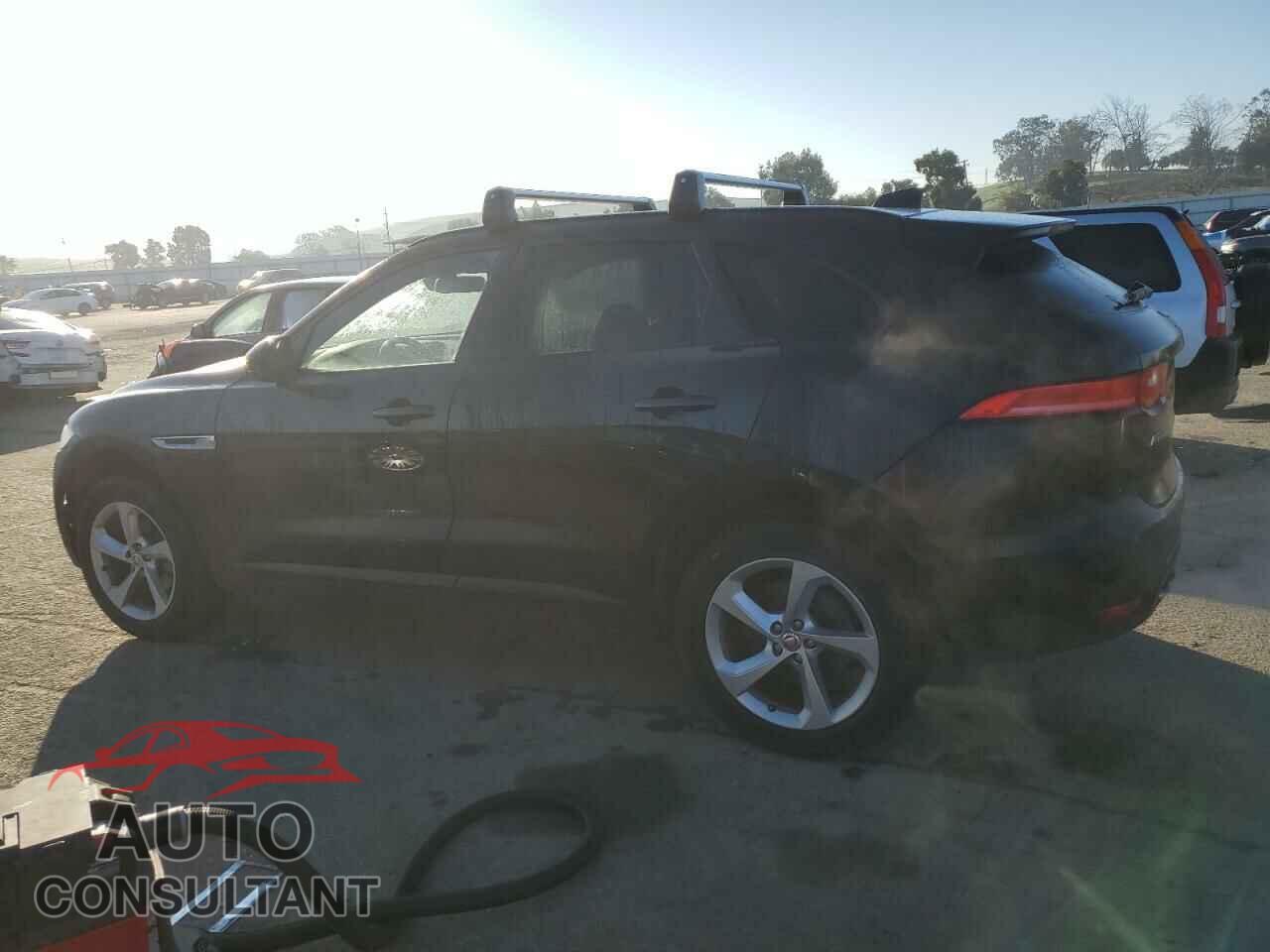 JAGUAR F-PACE 2017 - SADCJ2BN2HA088333
