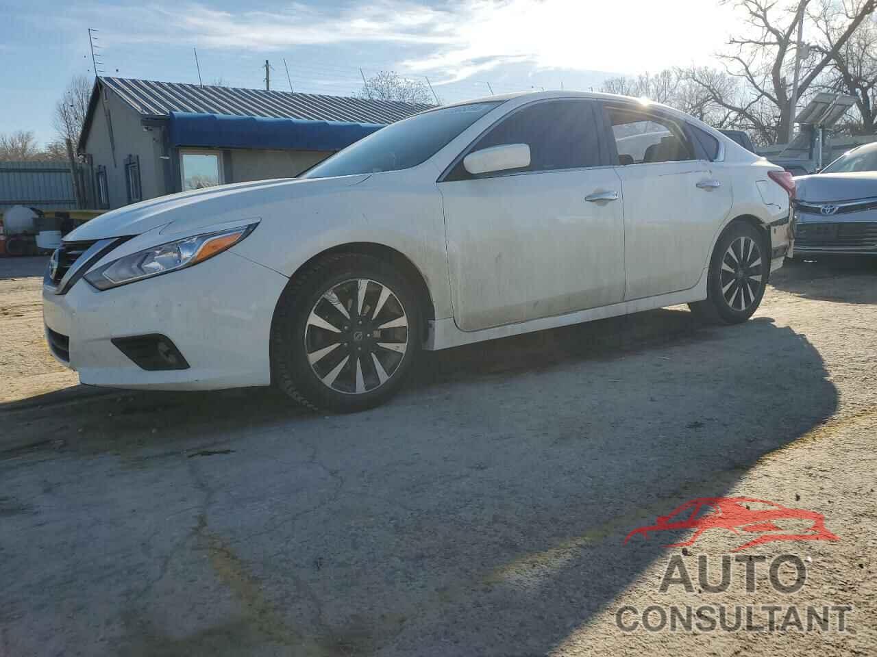 NISSAN ALTIMA 2018 - 1N4AL3AP5JC176685