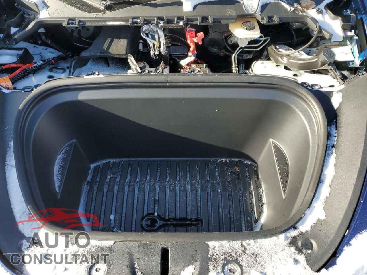TESLA MODEL Y 2024 - 7SAYGDEF0RA312711