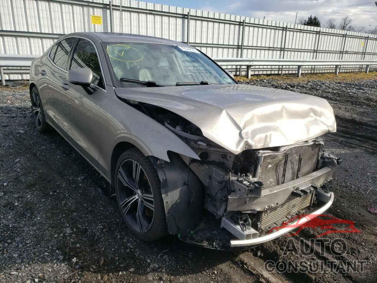 VOLVO S60 2019 - 7JRA22TL2KG000707