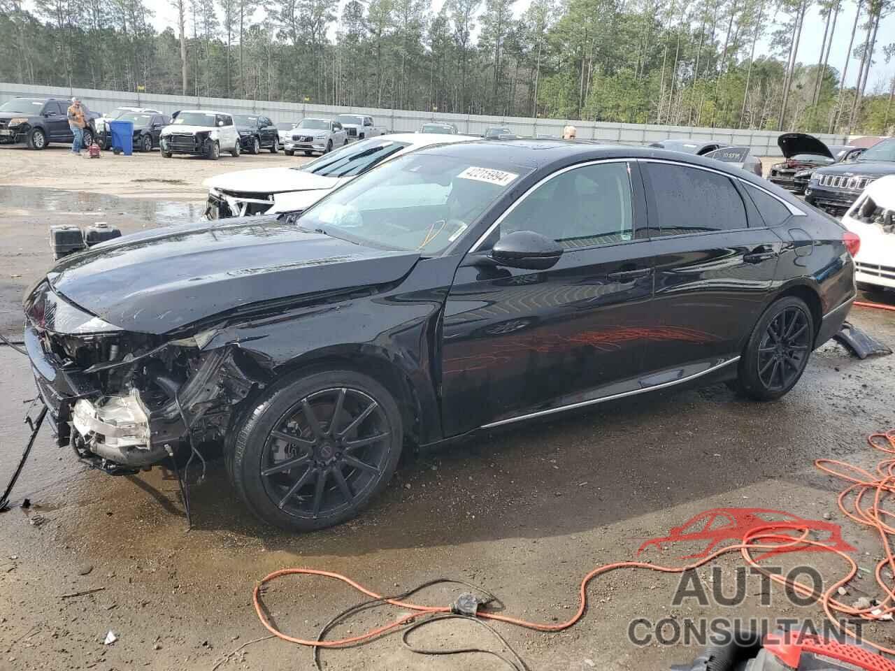 HONDA ACCORD 2018 - 1HGCV2F58JA002718