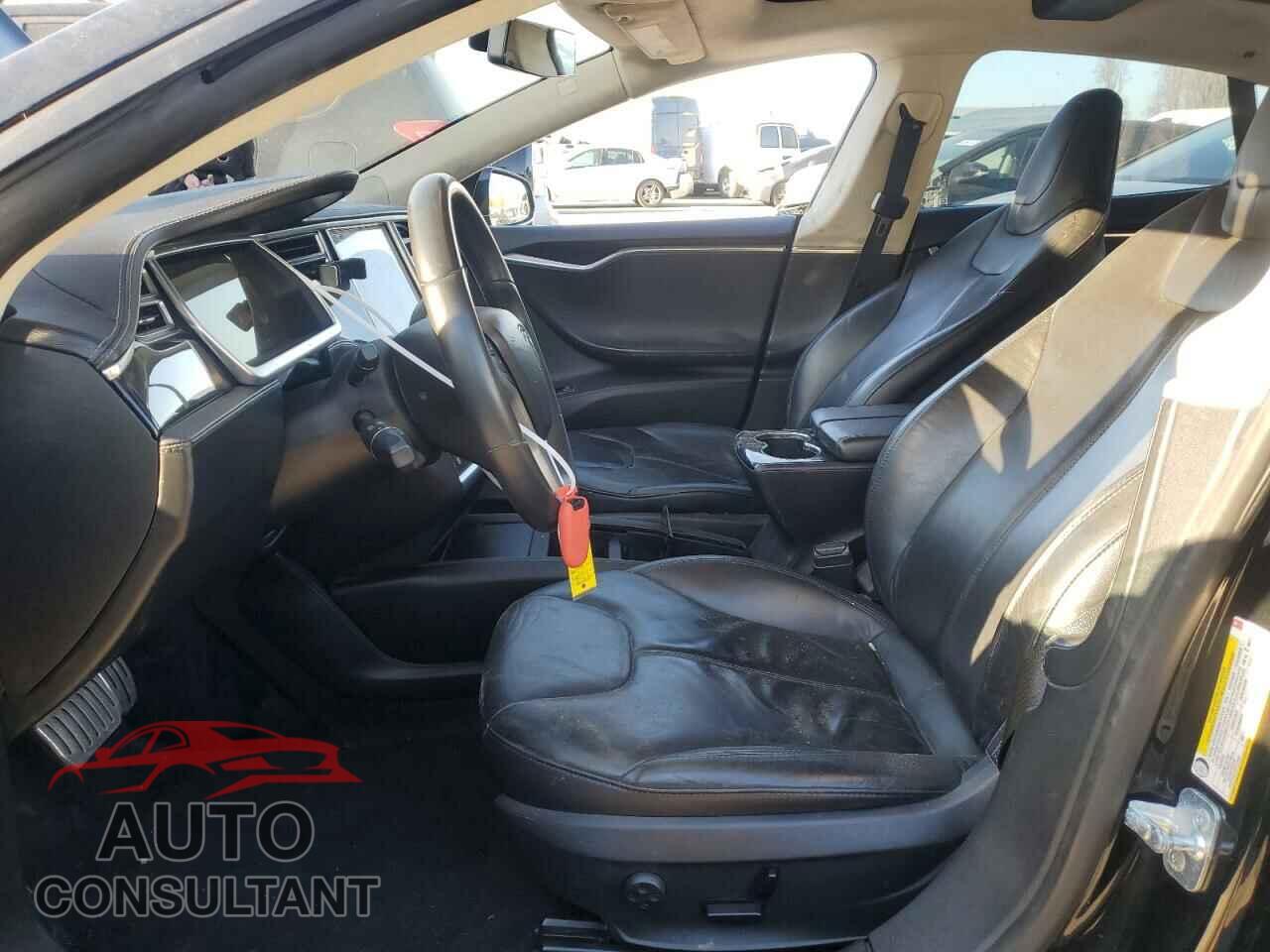 TESLA MODEL S 2013 - 5YJSA1DP2DFP21995