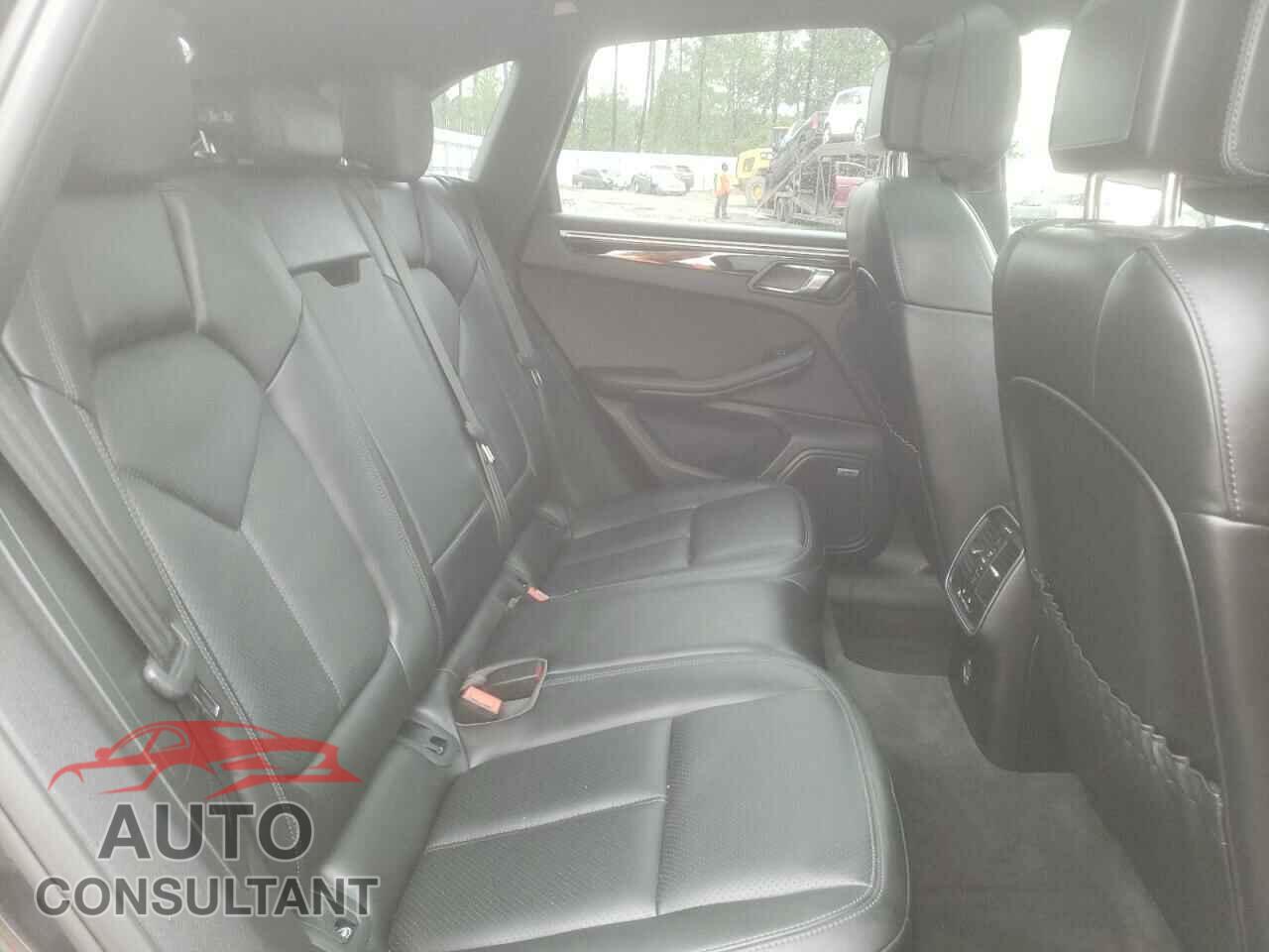 PORSCHE MACAN 2018 - WP1AA2A52JLB06715