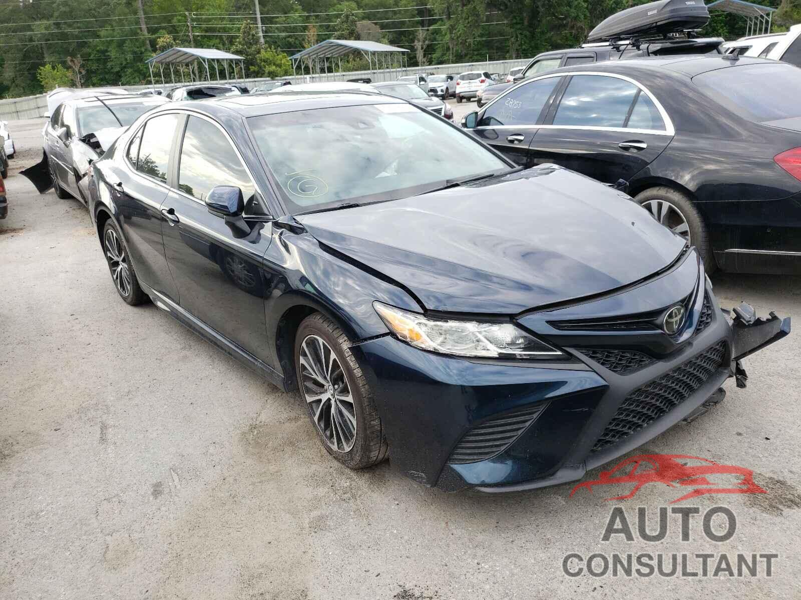 TOYOTA CAMRY 2018 - 4T1B11HK9JU601219
