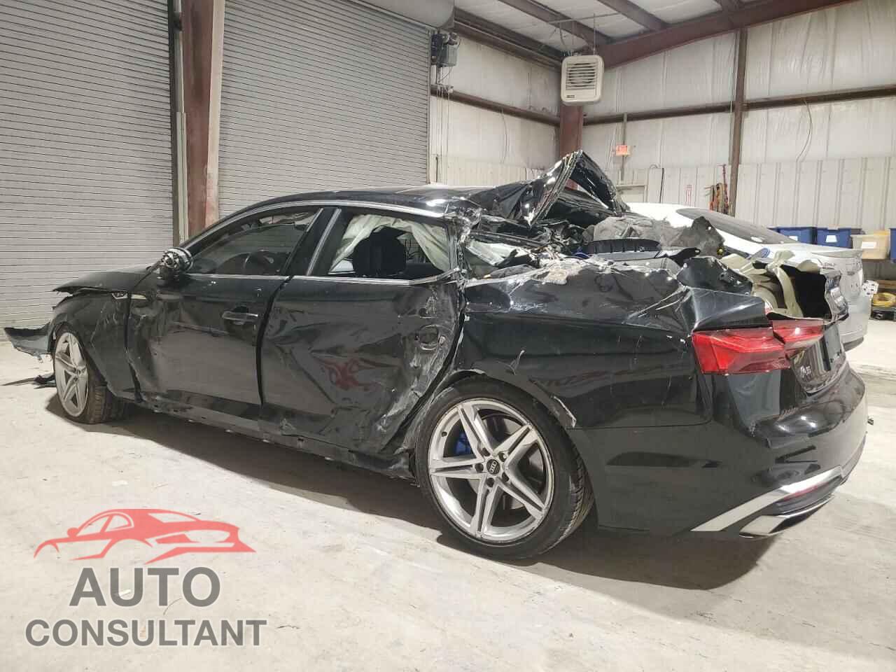 AUDI A5 2021 - WAUDACF53MA044669