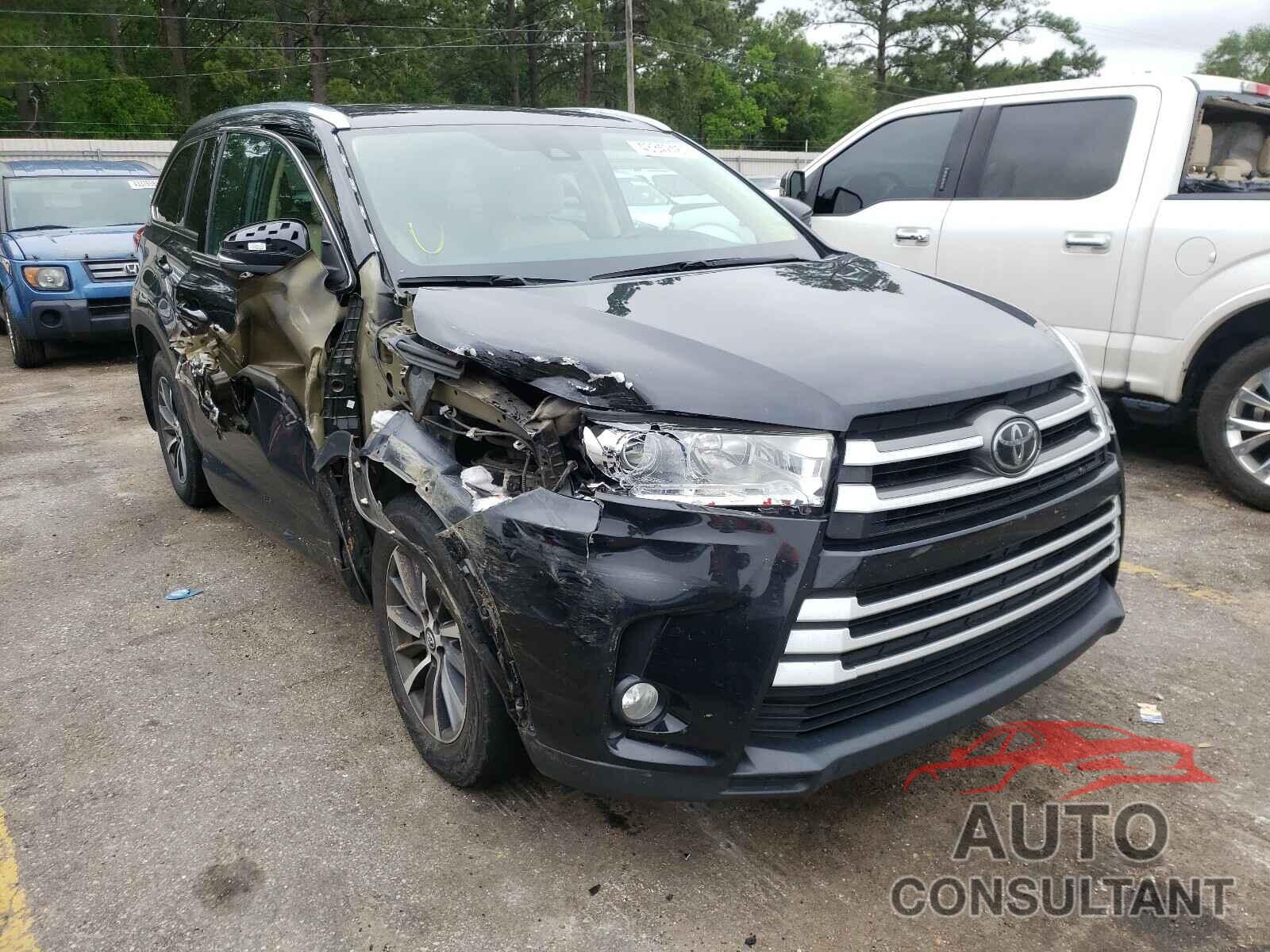 TOYOTA HIGHLANDER 2017 - 5TDJZRFH5HS372230