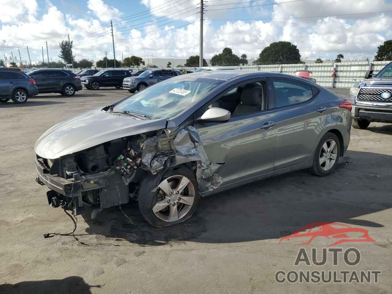 HYUNDAI ELANTRA 2013 - 5NPDH4AE8DH419847