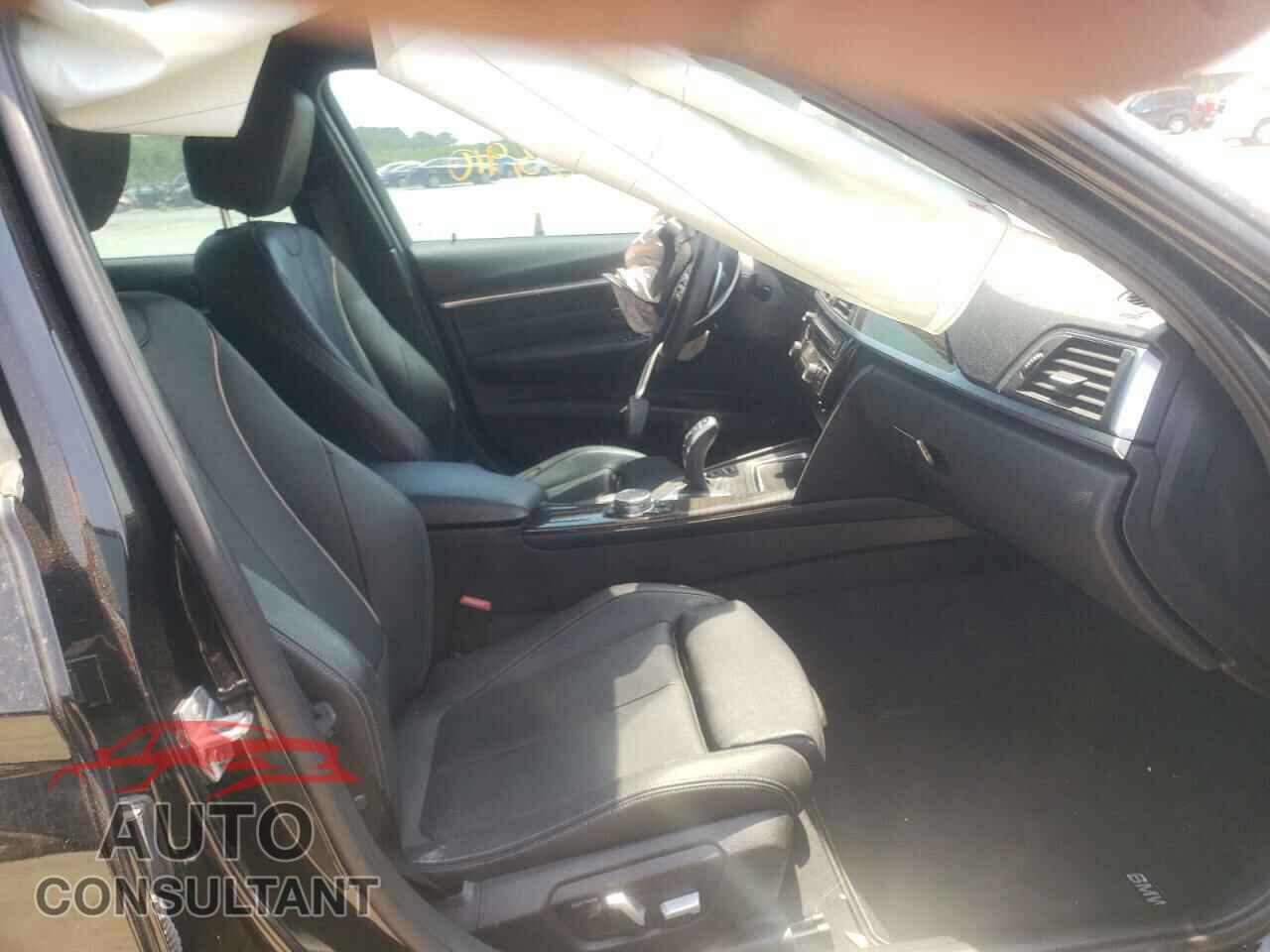 BMW 3 SERIES 2016 - WBA8E9G55GNU28716