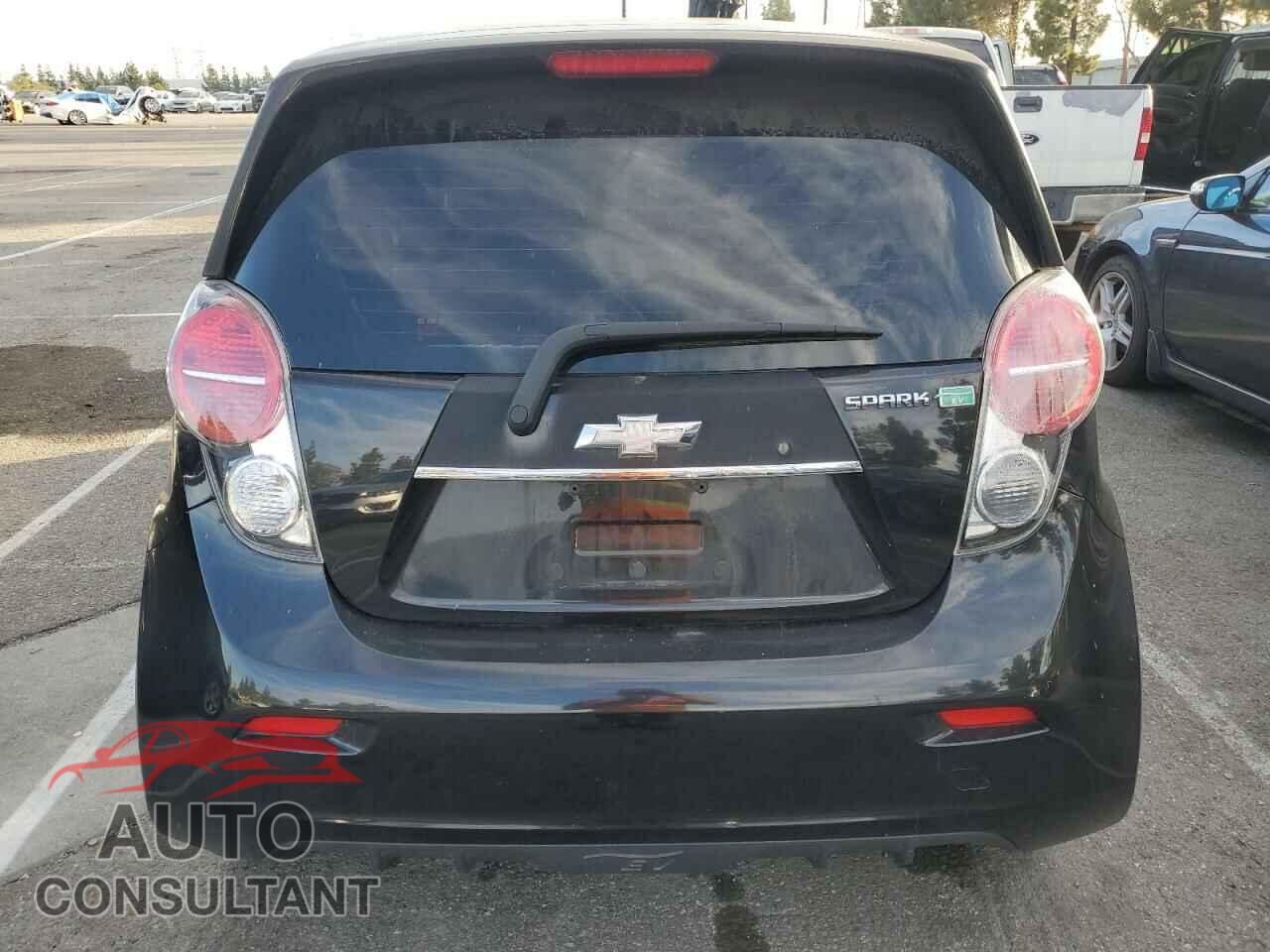 CHEVROLET SPARK 2015 - KL8CL6S08FC732252