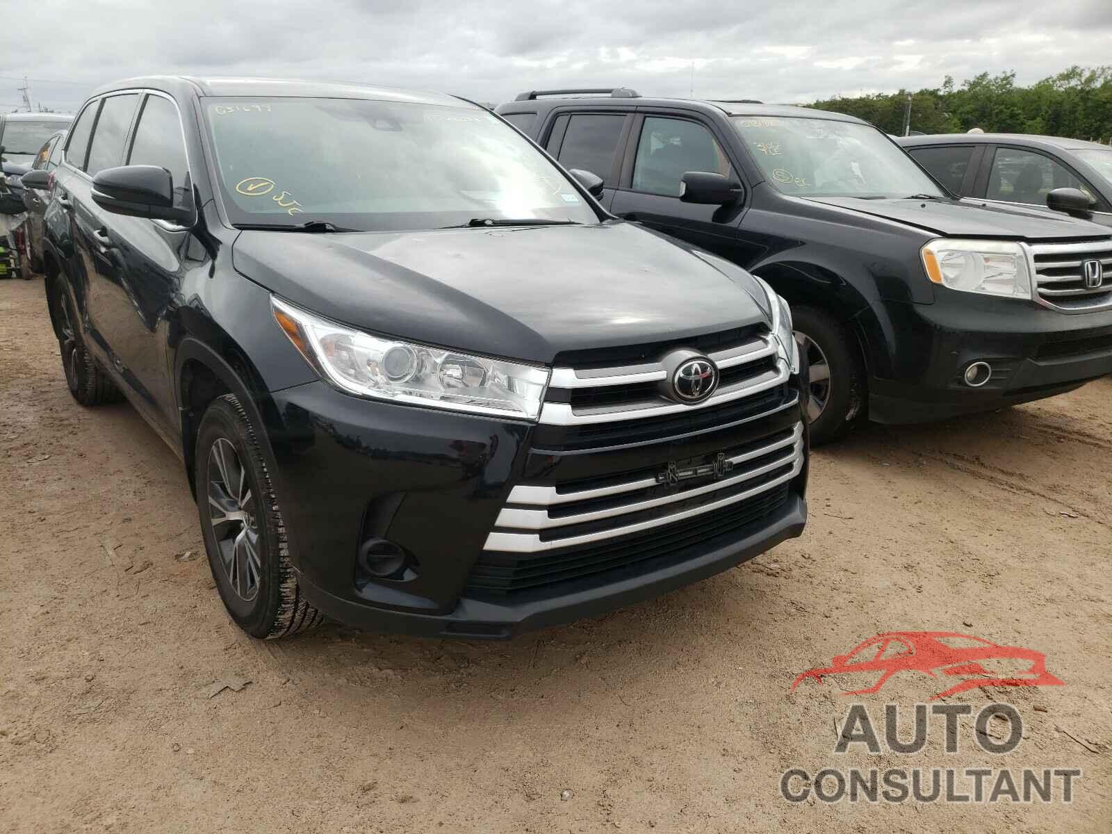TOYOTA HIGHLANDER 2017 - 5TDZARFH4HS031699