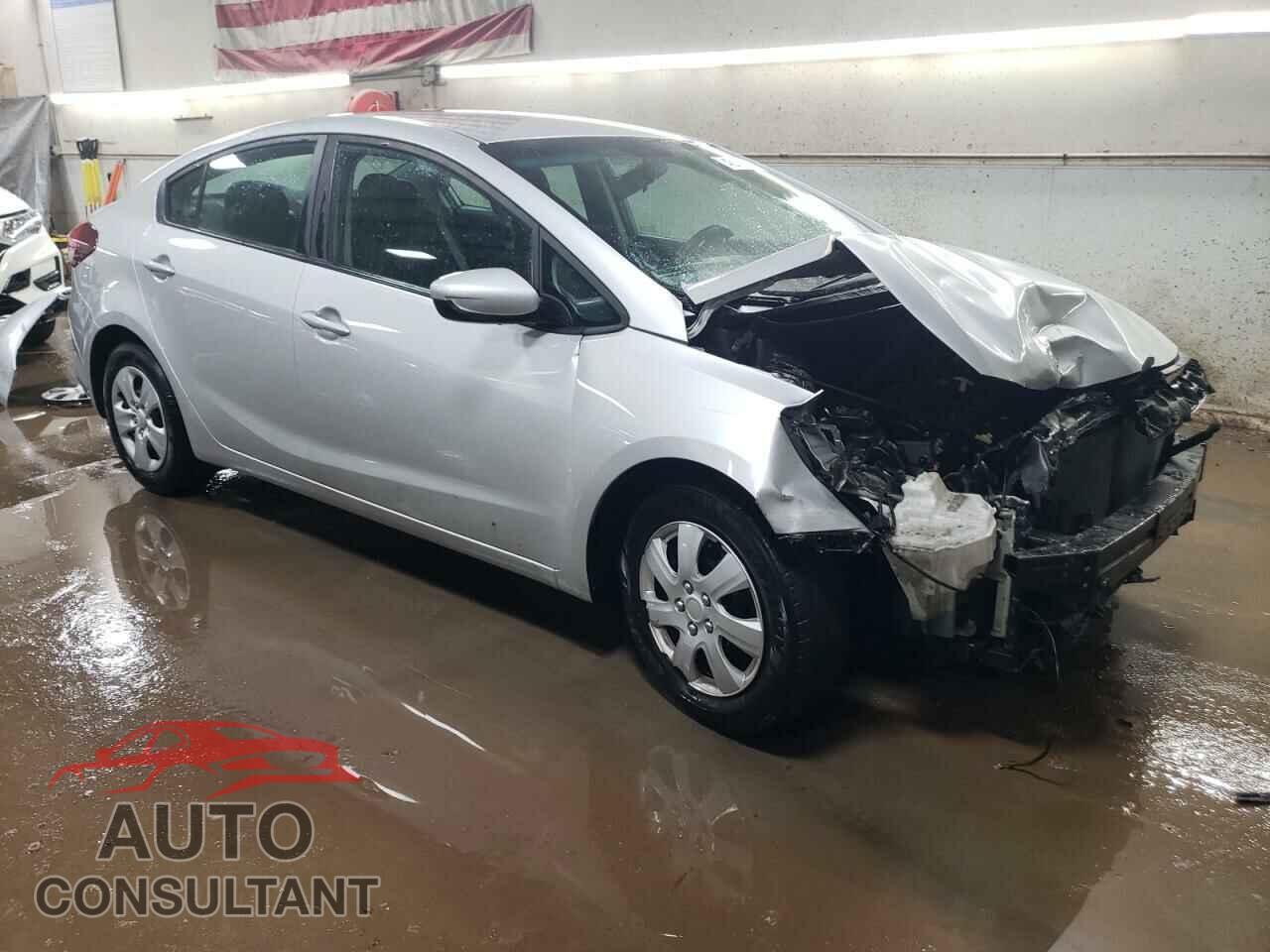 KIA FORTE 2017 - 3KPFK4A70HE130659