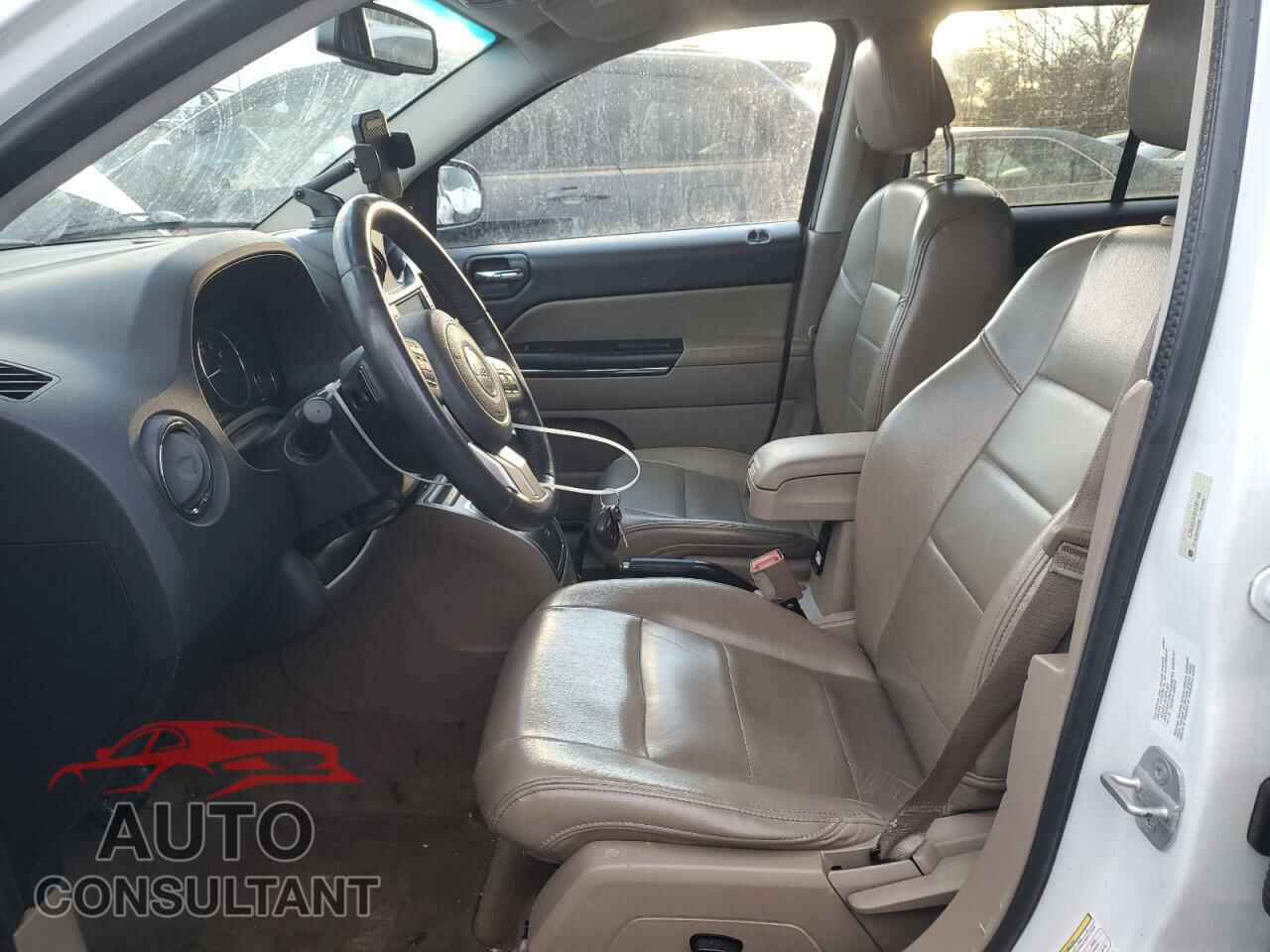 JEEP COMPASS 2013 - 1C4NJDCB3DD281104