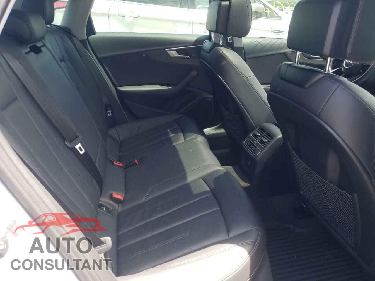 AUDI A4 2018 - WAUKMAF42JA206622