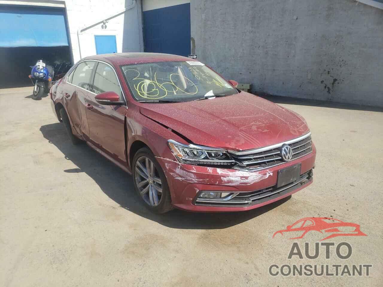 VOLKSWAGEN PASSAT 2018 - 1VWBA7A31JC039183