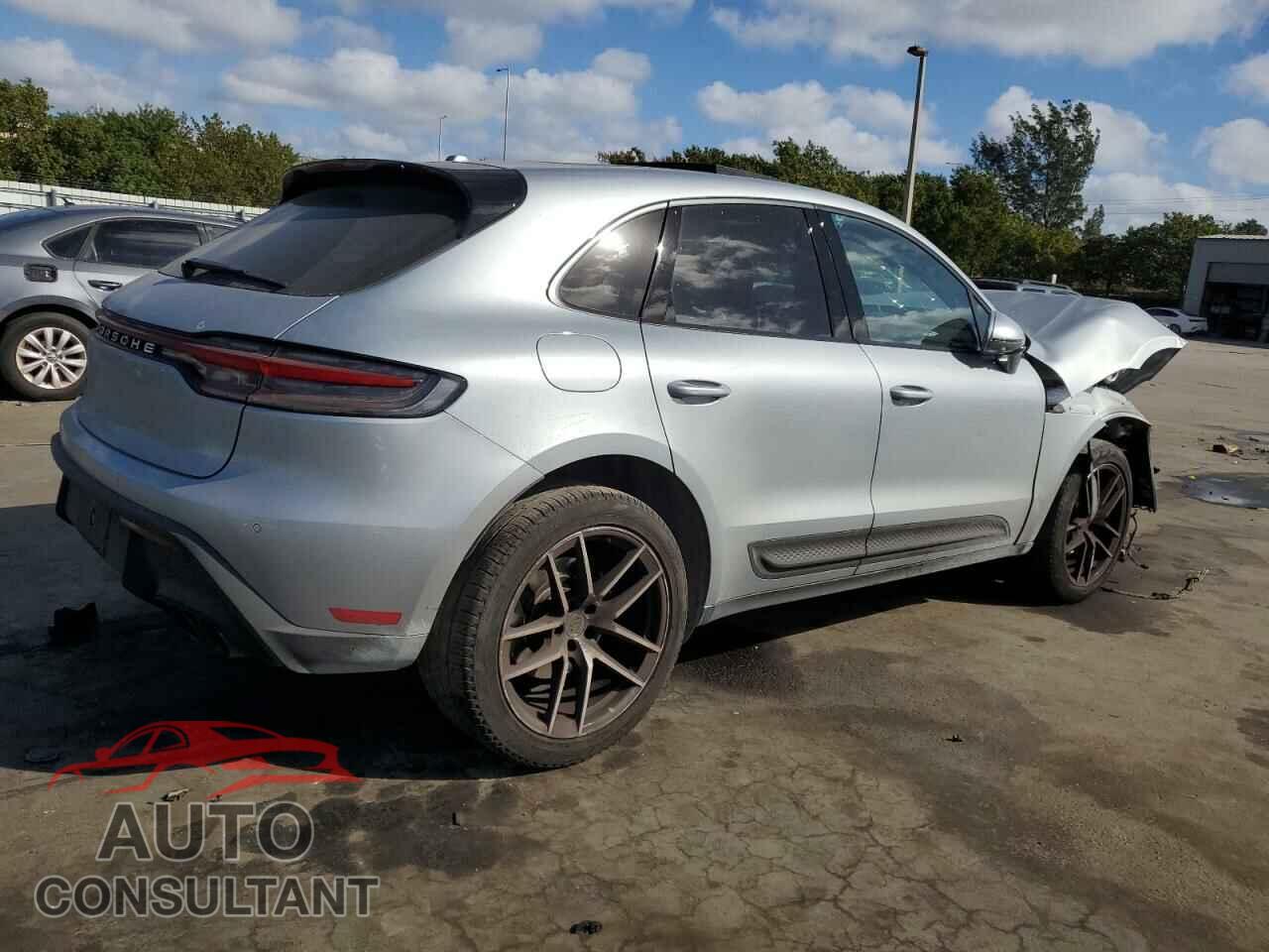 PORSCHE MACAN 2022 - WP1AA2A57NLB05971